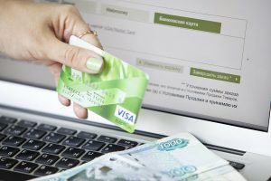 Просрочки по кредитам: как получить очередной займ на карту