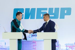 Томская область продолжит сотрудничать с «СИБУРом»